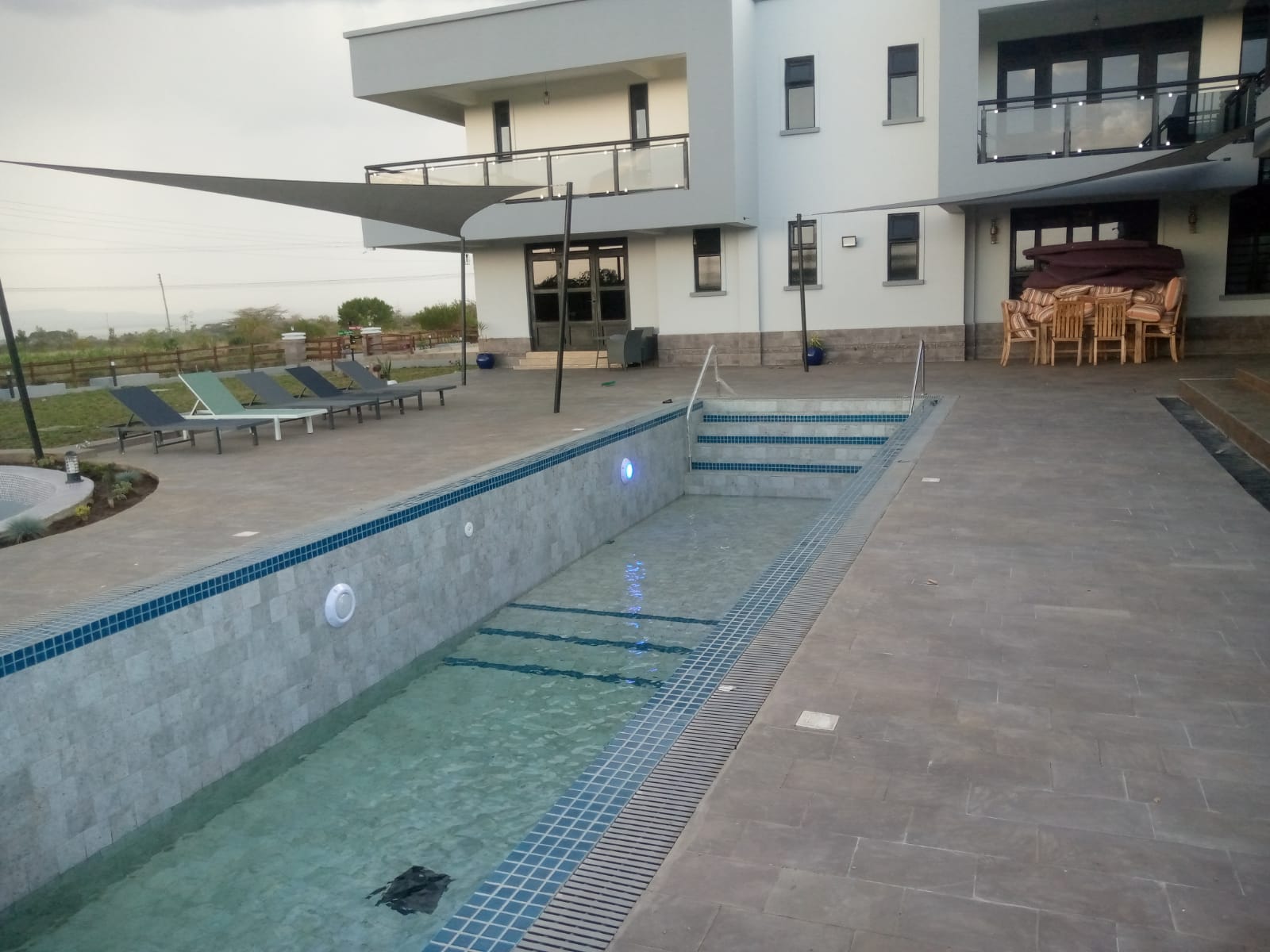 Blue stone smooth cladding stones - Image 7