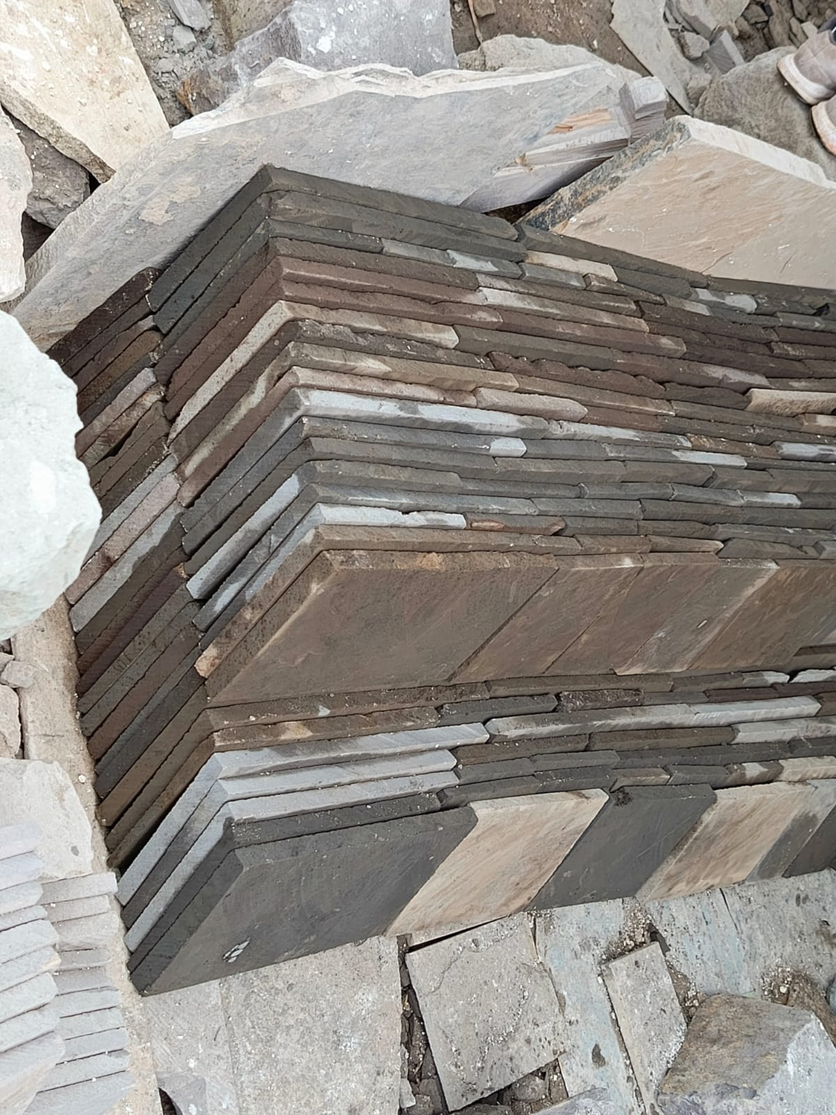 Grey Stone (slope) Cladding Stones - Image 2
